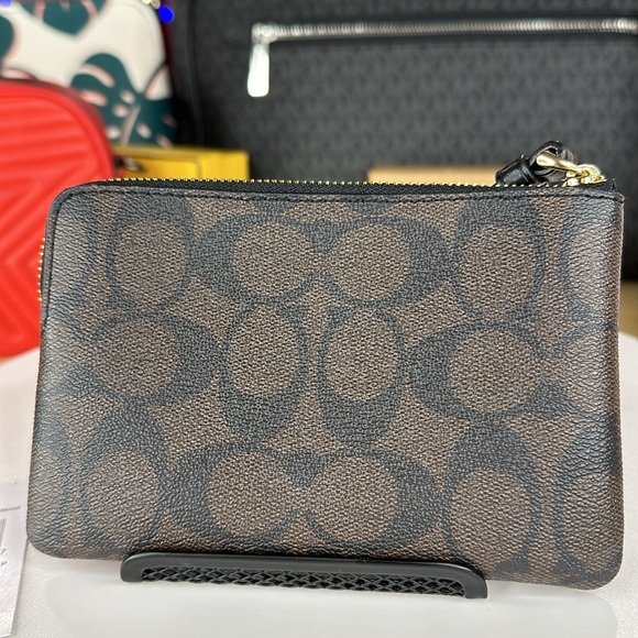 NWT COACH - NQ527 - Picture 10 of 13